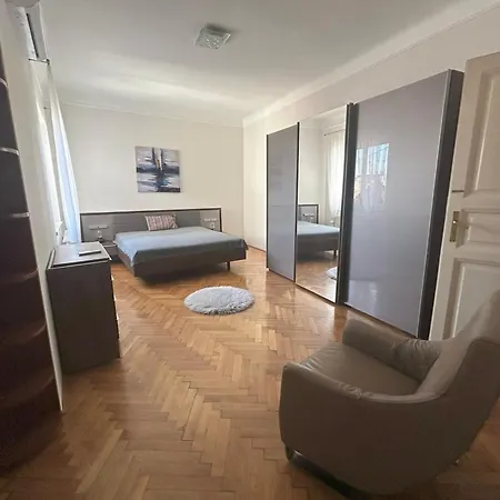 Danube Dreams Budapest