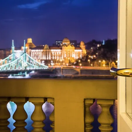 Danube Dreams بودابست